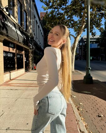6082 Foto Nude Leaked OnlyFans 3