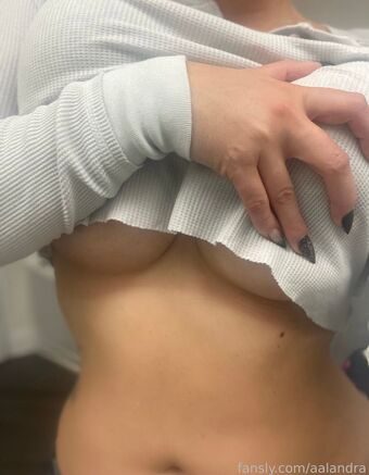 aalandra Foto Nude Leaked OnlyFans 12