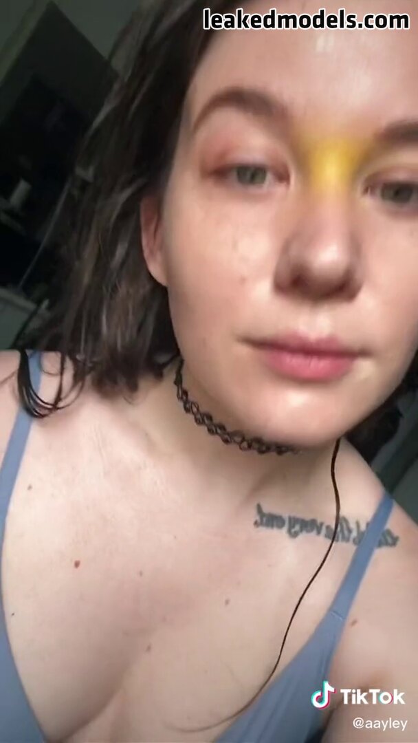 Aayley / French streamer Foto #39