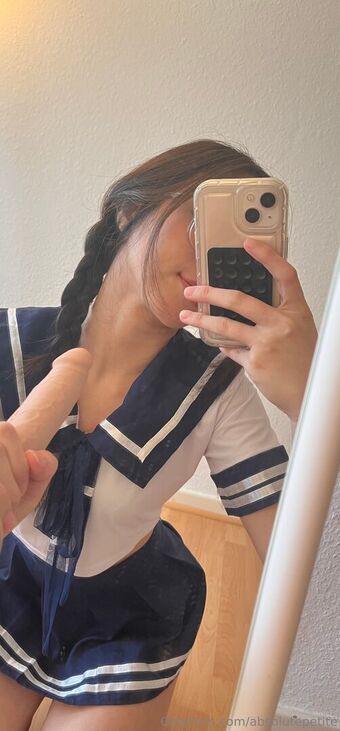 absolutepetite