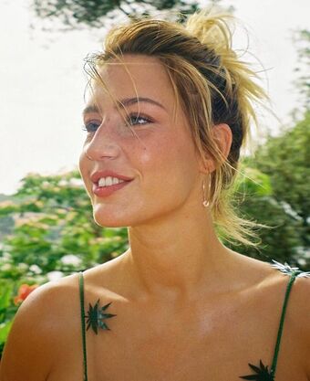 Adele-exarchopoulos Foto Nude Leaked OnlyFans 211