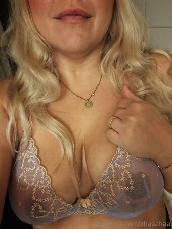 ahaaahaa Foto Nude Leaked OnlyFans 24