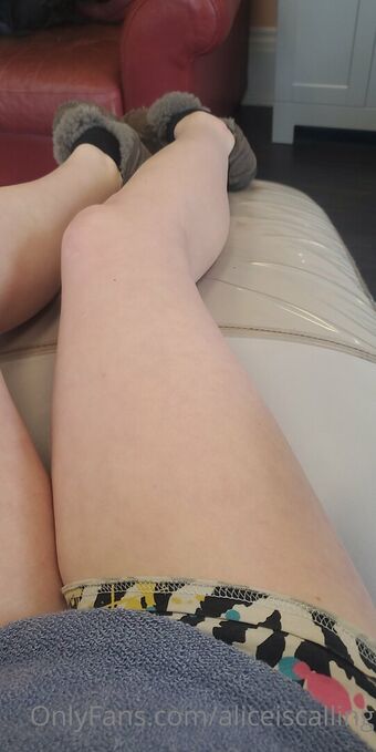 aliceiscalling Foto Nude Leaked OnlyFans 1