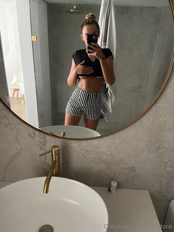 Alli Dore