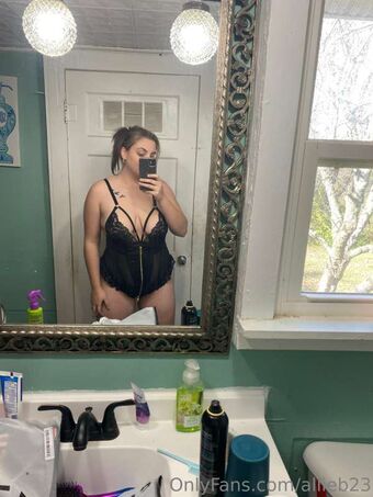 Allie__ Foto Nude Leaked OnlyFans 24