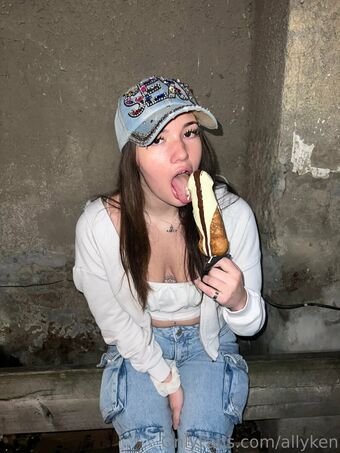 allyken Foto Nude Leaked OnlyFans 11