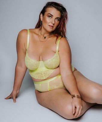 Amber Dawn