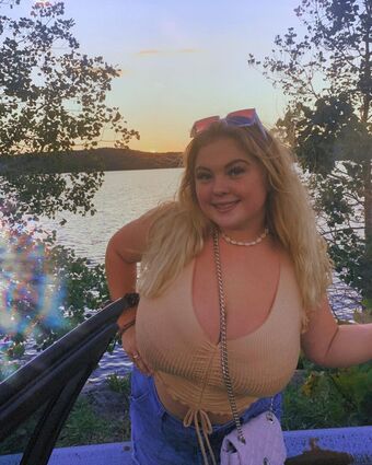 Amberly Foto Nude Leaked OnlyFans 8