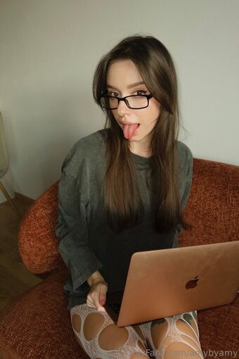 amybyamy