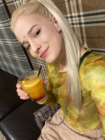 Angela_devil666