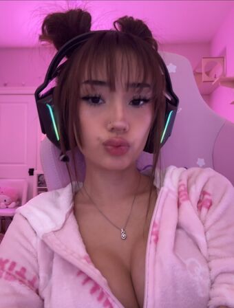 angmaire Foto Nude Leaked OnlyFans 24