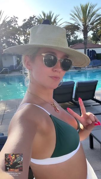 Anna Camp