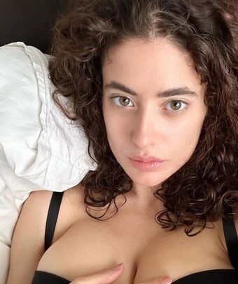 Anna Pittureri