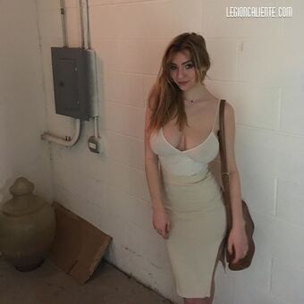 Anneleeze