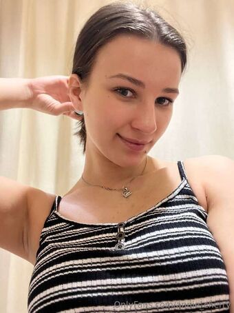 annie_cherry