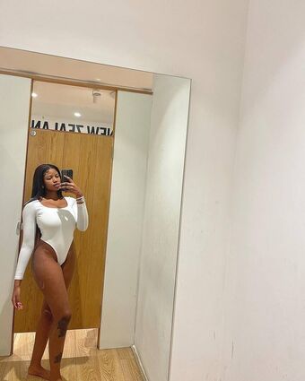Antoinette Foto Nude Leaked OnlyFans 10