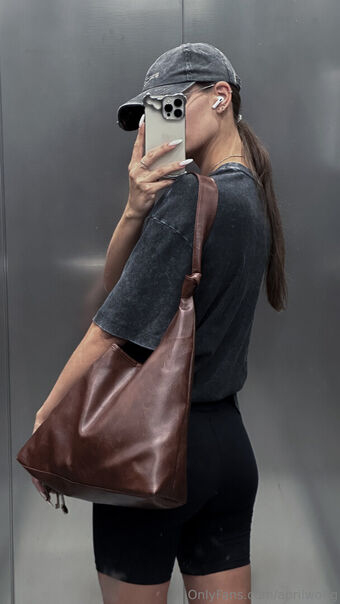 aprilwong