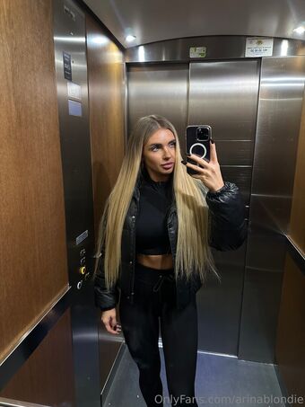 arinablondie