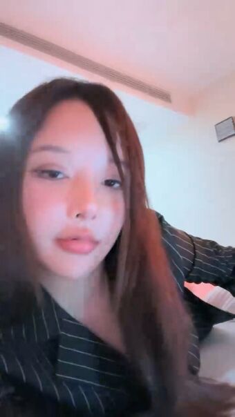 唐泽雪 Arion 龙婆 Foto Nude Leaked OnlyFans 14