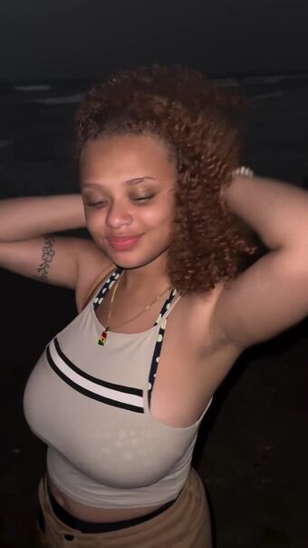 Armpit-fetish