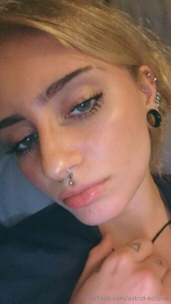 astrid-eclipse Foto Nude Leaked OnlyFans 14