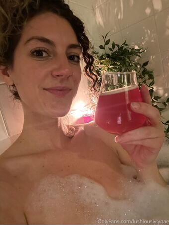 authenticallytipsy Foto Nude Leaked OnlyFans 13