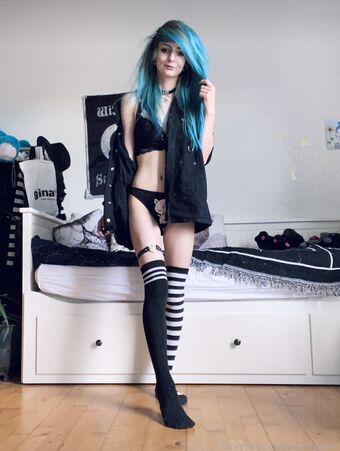 AwesomeTeaCat