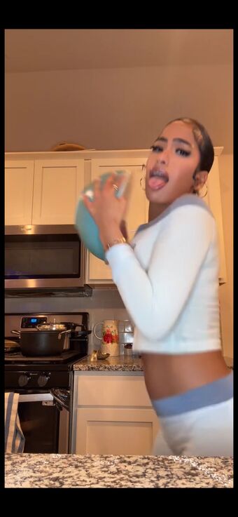 Aya Tanjali Foto Nude Leaked OnlyFans 44