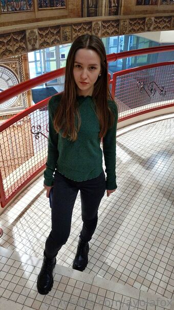 ayolafox