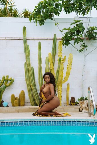 Aziza Foto Nude Leaked OnlyFans 13