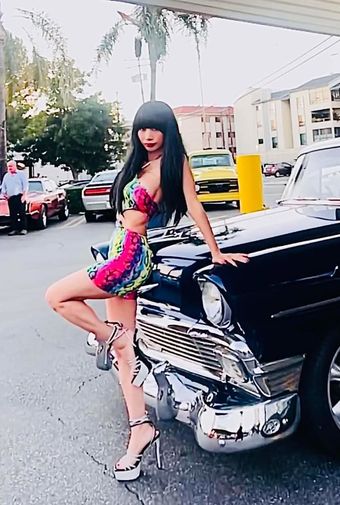 Bai Ling