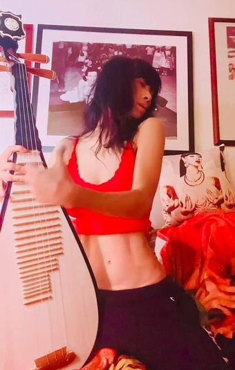 Bai Ling