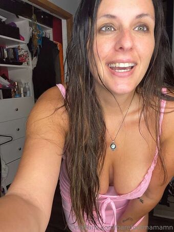Barefootmamamn