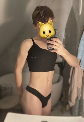 Basedfemboy Foto Nude Leaked OnlyFans 9