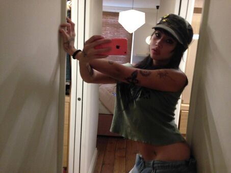Beabadoobee Foto Nude Leaked OnlyFans 43
