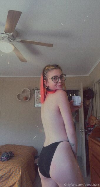 beetlebails Foto Nude Leaked OnlyFans 29