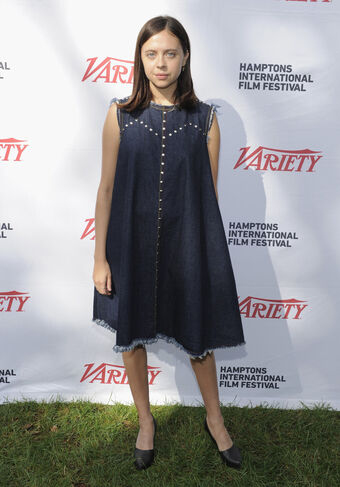 Bel Powley