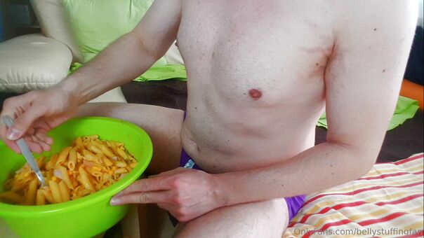 bellystuffingfan Foto Nude Leaked OnlyFans 28