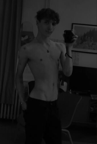 Benjamin Ledig Foto Nude Leaked OnlyFans 10