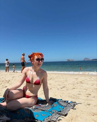 _bettydouglas_
