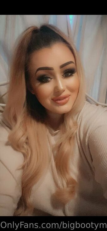 bigbootymollyxox