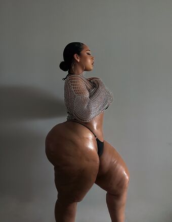 BLVCKASSZILLA