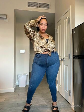 boujeebombshell Foto Nude Leaked OnlyFans 1