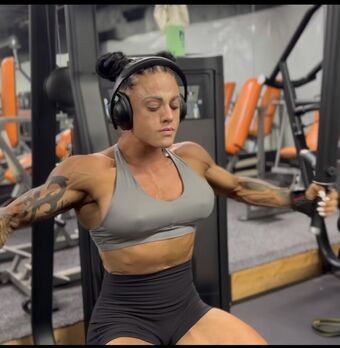bree.physique_ifbbpro