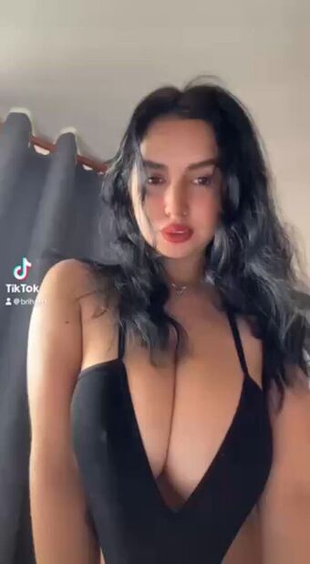 Brihattt Foto Nude Leaked OnlyFans 9