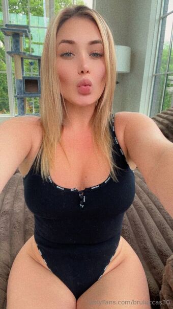bruluccas30 Foto Nude Leaked OnlyFans 48