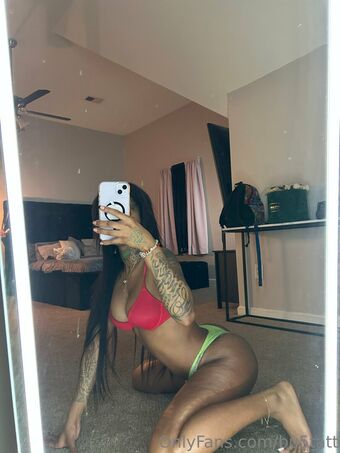 bu5tatt