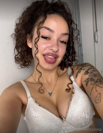 bustynina
