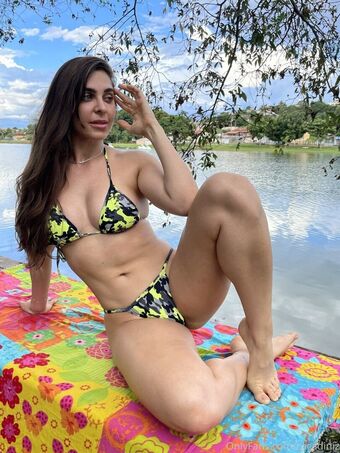 Caca Diniz