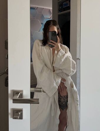 Camilla Foto Nude Leaked OnlyFans 123
